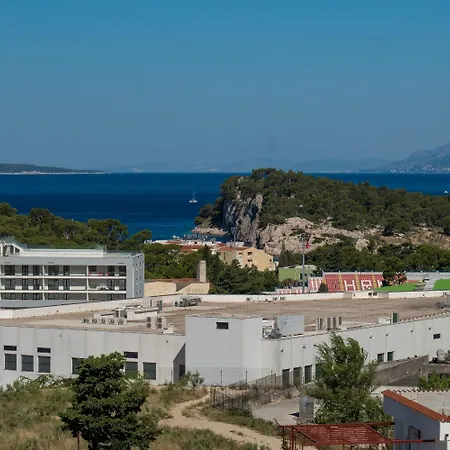 Duki - Sea View *